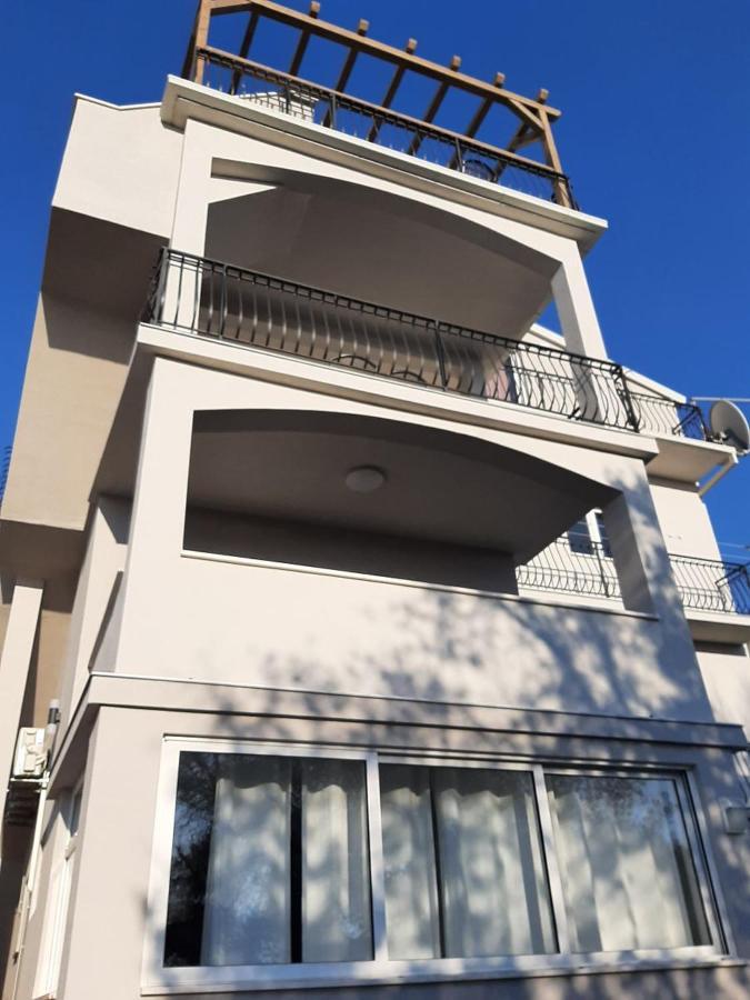 Pink Paradiso Apartment Рогозница Екстериор снимка