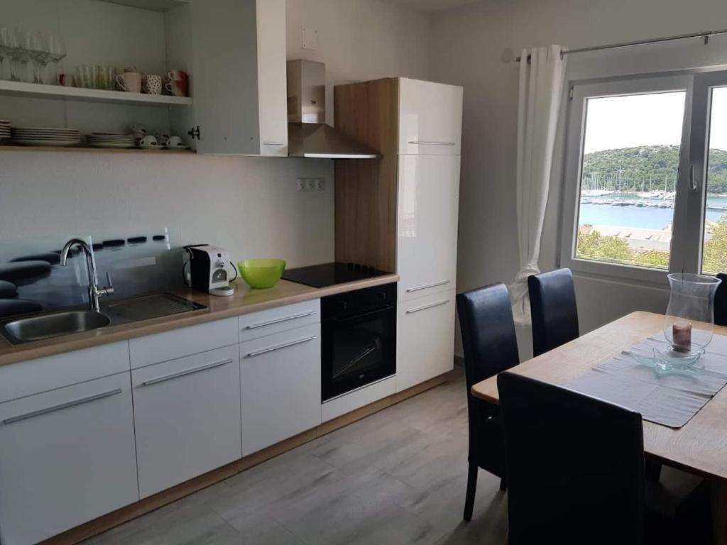 Pink Paradiso Apartment Рогозница Екстериор снимка